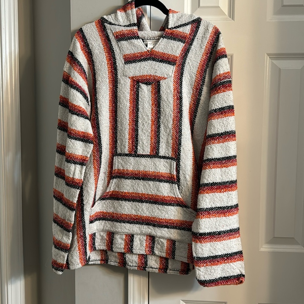 Hooded pullover
